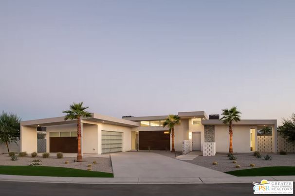 Attached, Exterior, Facade, Modern