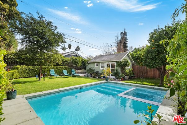 Backyard, Exterior, Pool