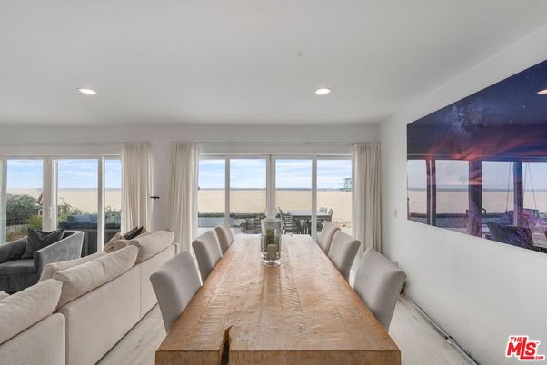 Dining room, Interior, Living room, Recessed Lighting, Water, Wood Texture Flooring