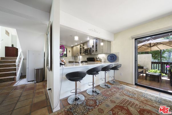 Interior, Kitchen, Pendant Lights, Stainless Steel Appliances