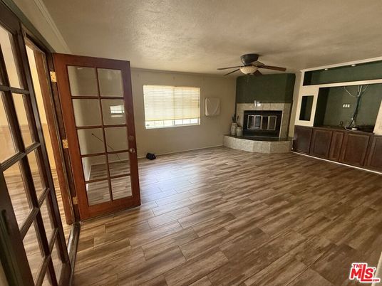 Empty room, Fireplace, Interior, Wood Texture Flooring