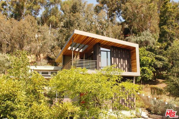 Backyard, Exterior, Facade, None