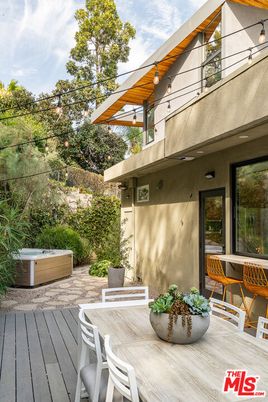 Exterior, Hot Tub
