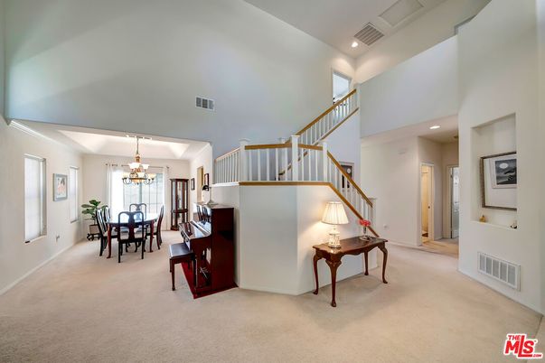 Chandelier, Dining room, Interior, Recessed Lighting