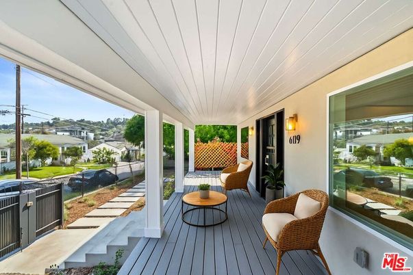 Exterior, Sun Room