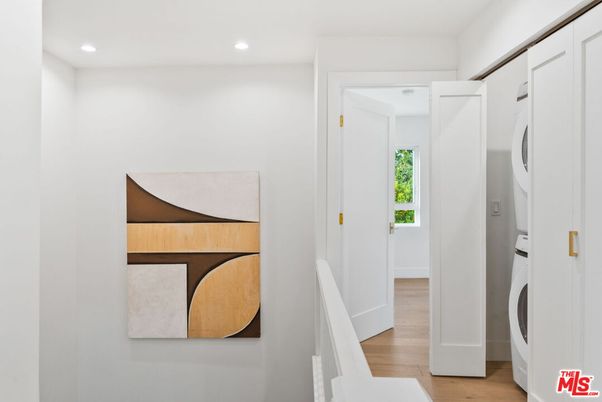 Interior, Recessed Lighting, Utility Closets, Washer, Wood Texture Flooring