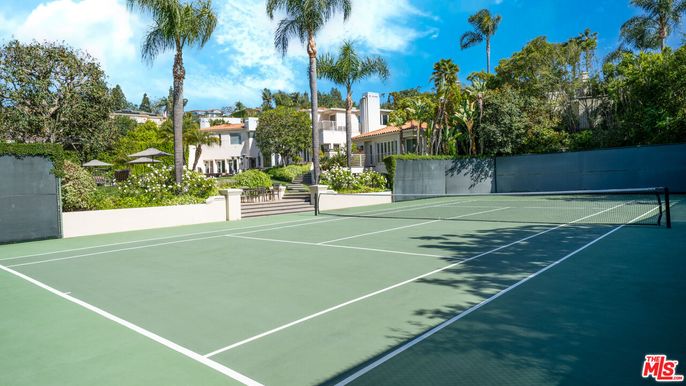 Exterior, Tennis Courts