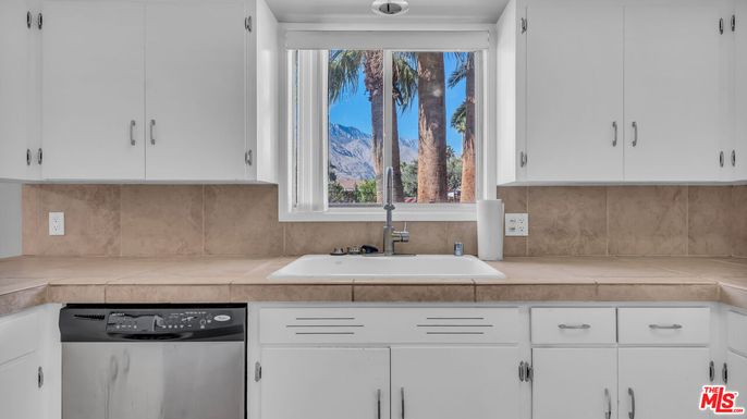 Interior, Kitchen, Tile Countertops