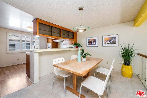 Dining room, Interior, Kitchen, Pendant Lights, Wood Texture Flooring