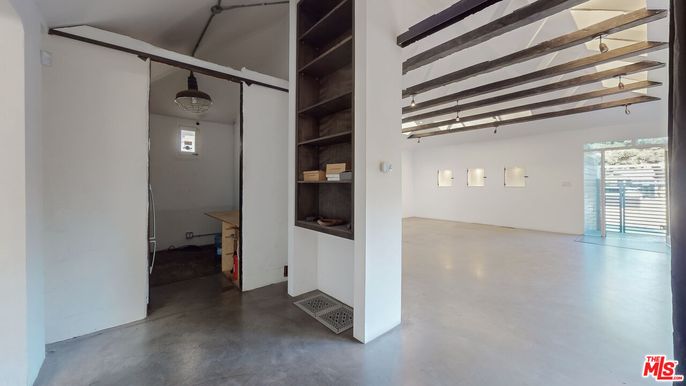 Interior, Wooden Beams