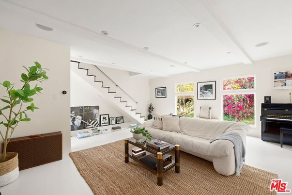 Interior, Living room, Piano, Recessed Lighting
