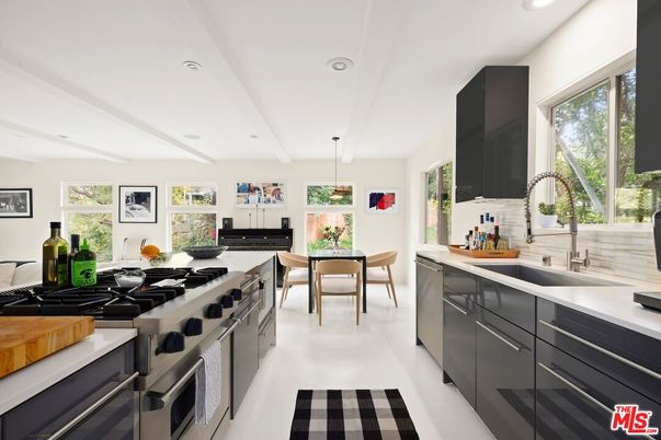 Dining room, Interior, Kitchen, Pendant Lights, Recessed Lighting, Stainless Steel Appliances