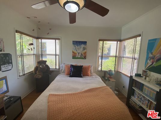 Bedroom, Interior, Water, Wood Texture Flooring