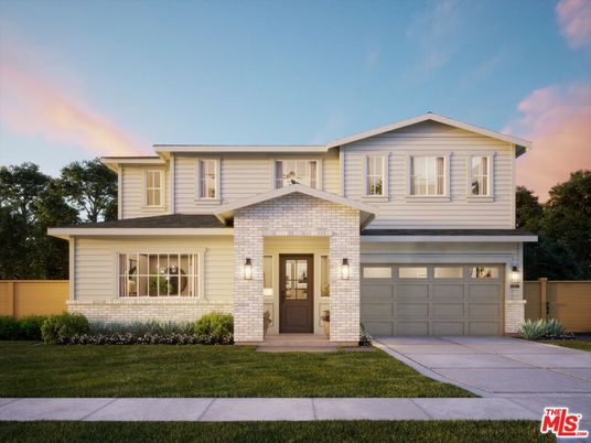 Attached, Exterior, Facade, Farmhouse