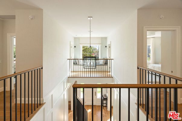 Chandelier, Interior, Recessed Lighting