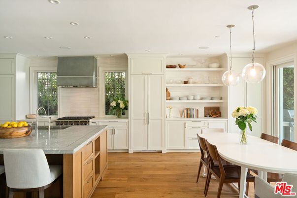 Dining room, Interior, Kitchen, Pendant Lights, Recessed Lighting, Wood Texture Flooring