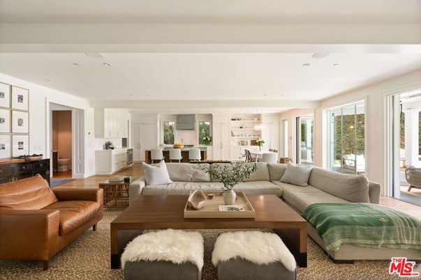 Interior, Kitchen, Living room, Pendant Lights, Recessed Lighting, Wood Texture Flooring