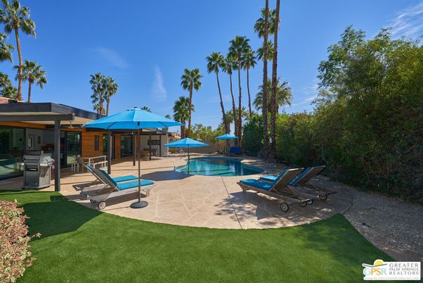 Backyard, Exterior, Pool