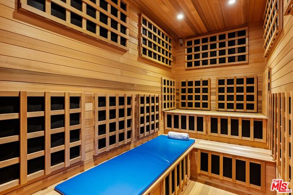 Interior, Recessed Lighting, Sauna Room