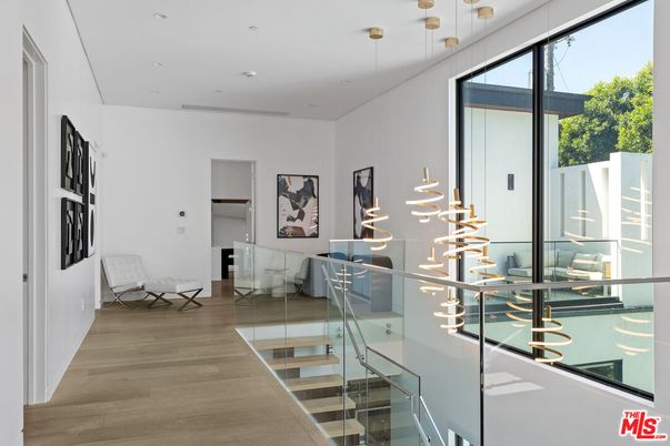 Interior, Pendant Lights, Recessed Lighting, Wood Texture Flooring