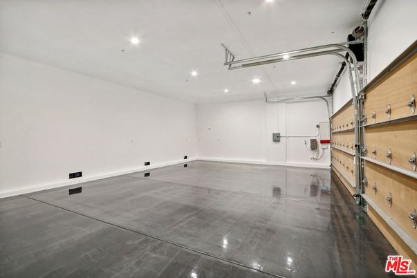 Garage, Interior, Recessed Lighting
