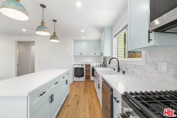 Interior, Kitchen, Pendant Lights, Recessed Lighting, Washer, Wood Texture Flooring