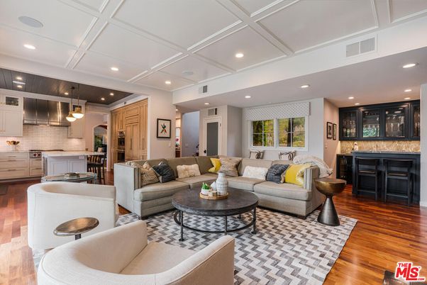 Interior, Kitchen, Living room, Pendant Lights, Recessed Lighting, Stainless Steel Appliances, Wood Texture Flooring