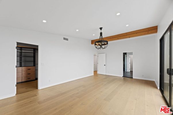 Chandelier, Empty room, Interior, Recessed Lighting, Wood Texture Flooring