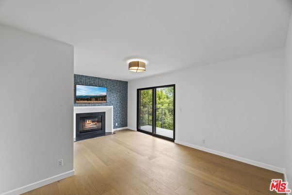 Empty room, Fireplace, Interior, Wood Texture Flooring