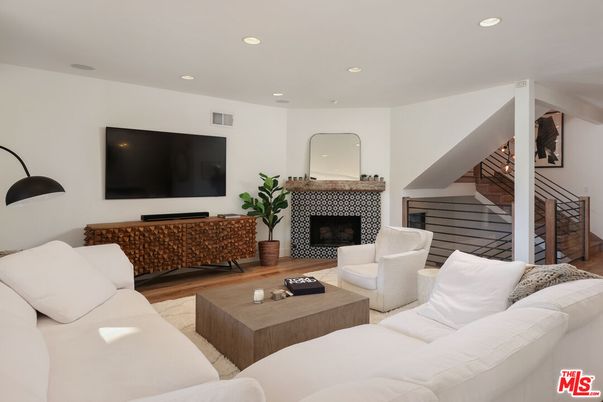Fireplace, Interior, Living room, Recessed Lighting, Wood Texture Flooring