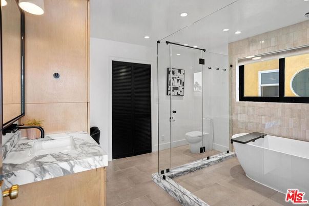 Bathroom, Free Standing Baths, Glass Shower, Interior, Recessed Lighting