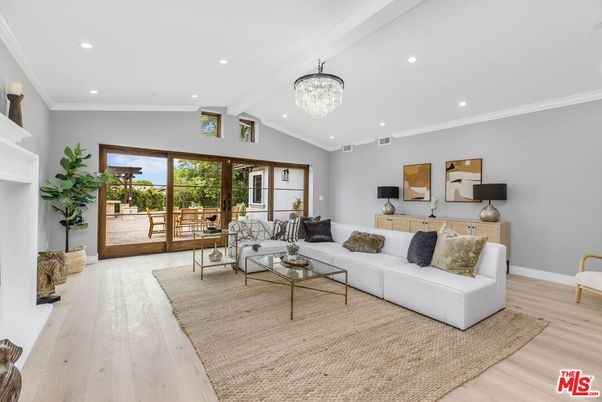 Chandelier, Fireplace, Interior, Living room, Recessed Lighting, Wood Texture Flooring