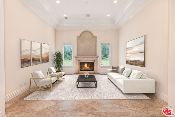 Fireplace, Interior, Living room, Recessed Lighting