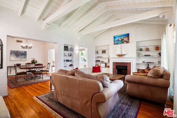 Chandelier, Dining room, Fireplace, Interior, Living room, Wood Texture Flooring