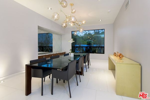 Dining room, Interior, Pendant Lights, Recessed Lighting