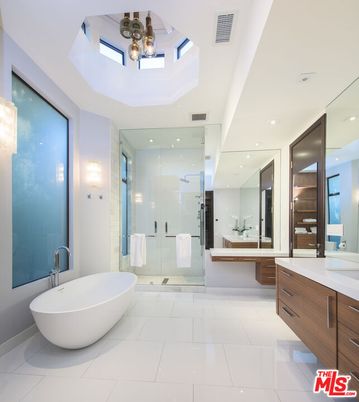 Bathroom, Dual Sink Vanities, Free Standing Baths, Glass Shower, Interior, Recessed Lighting
