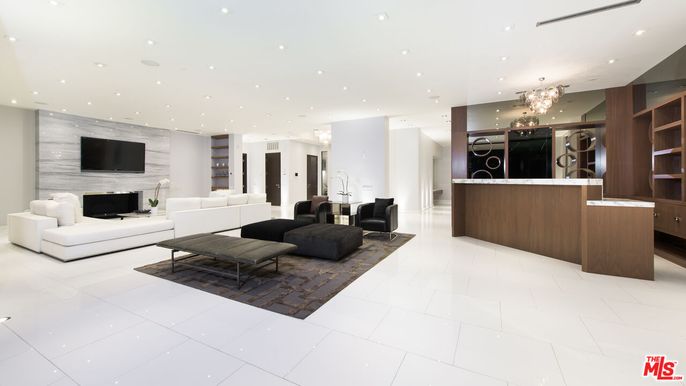 Chandelier, Interior, Living room, Recessed Lighting