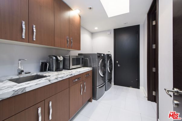 Interior, Recessed Lighting, Washer