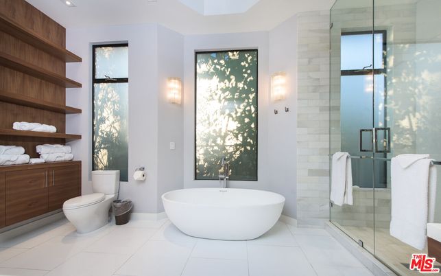 Bathroom, Free Standing Baths, Glass Shower, Interior, Recessed Lighting