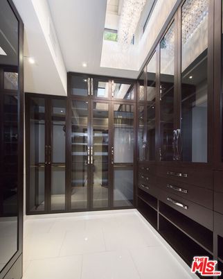 Interior, Recessed Lighting, Walk-in Closets