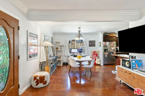 Chandelier, Dining room, Interior, Wood Texture Flooring