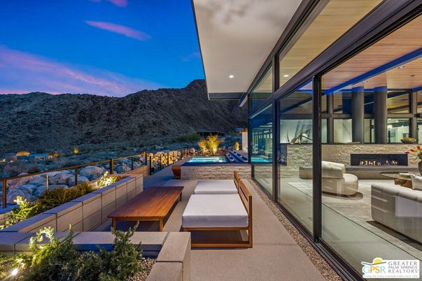 Exterior, Pool, Other