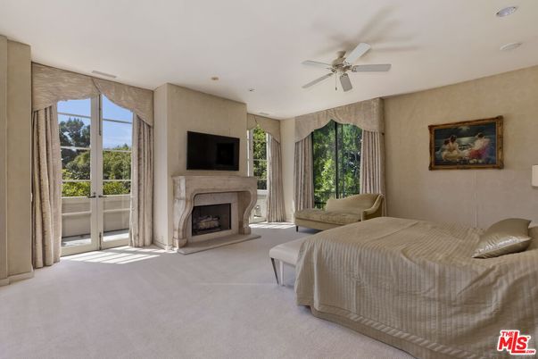 Bedroom, Fireplace, Interior, Recessed Lighting