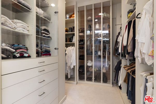 Interior, Recessed Lighting, Walk-in Closets