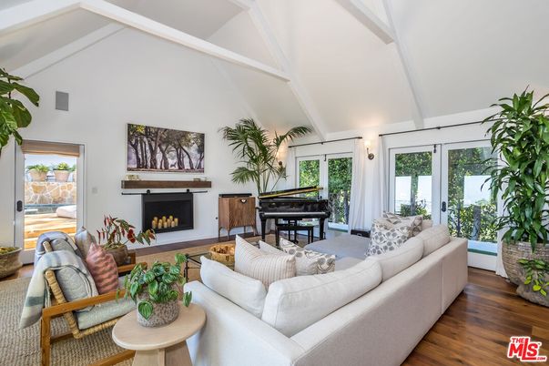 Fireplace, Interior, Living room, Piano, Wood Texture Flooring