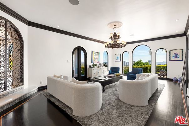 Chandelier, Interior, Living room, Recessed Lighting, Wood Texture Flooring