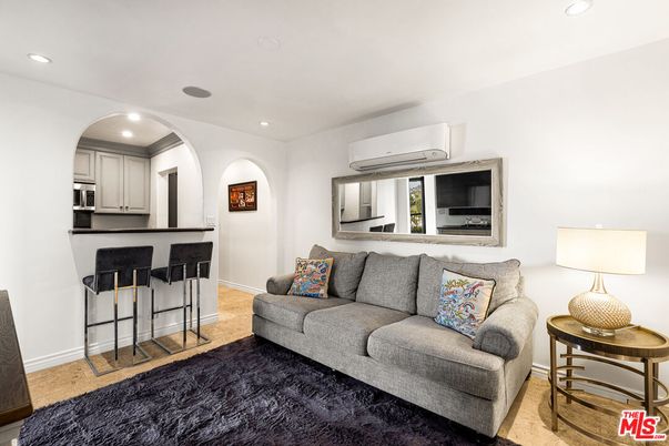 Interior, Kitchen, Living room, Recessed Lighting, Stainless Steel Appliances