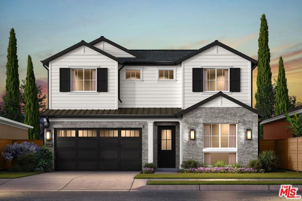 Attached, Exterior, Facade, Brick Facade, Farmhouse