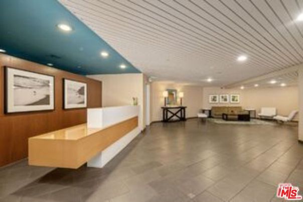 Interior, Recessed Lighting, Wooden Walls