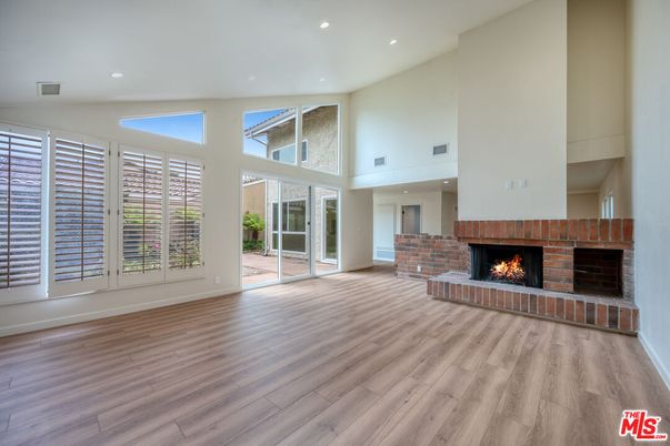 Fireplace, Interior, Recessed Lighting, Wood Texture Flooring